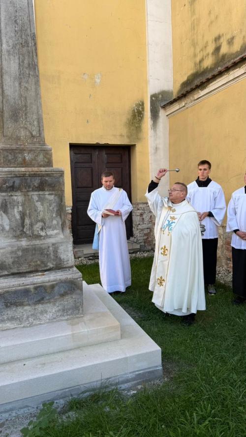 Slavnostní svěcení kříže v Mostkovicích 19.9.2025